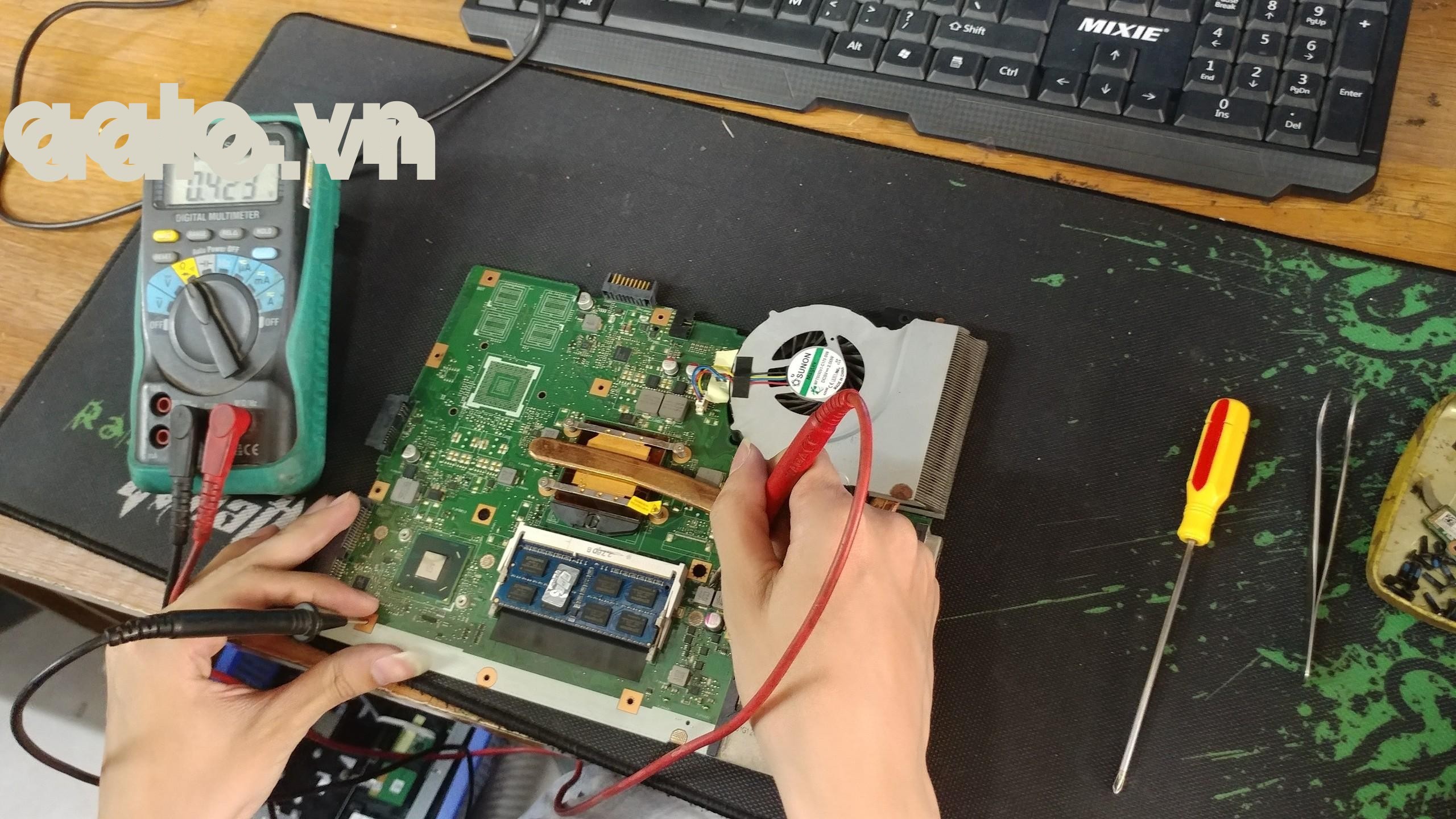 Sửa laptop Asus A32-F82 K40 không nhận pin-aalo.vn