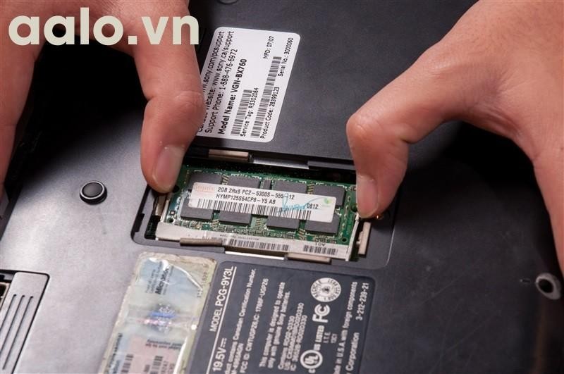 Sửa laptop HP 6720s  không sạc được pin-aalo.vn