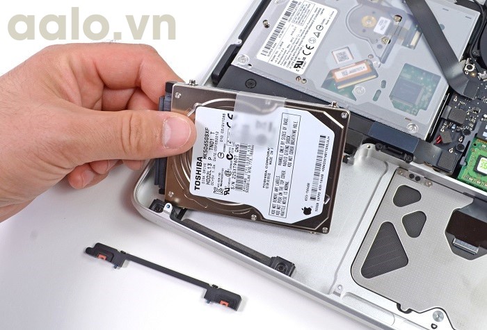 Hướng dẫn cách thay ổ cứng SSD 120gb  cho máy tính laptop giá chỉ 650.000 đ