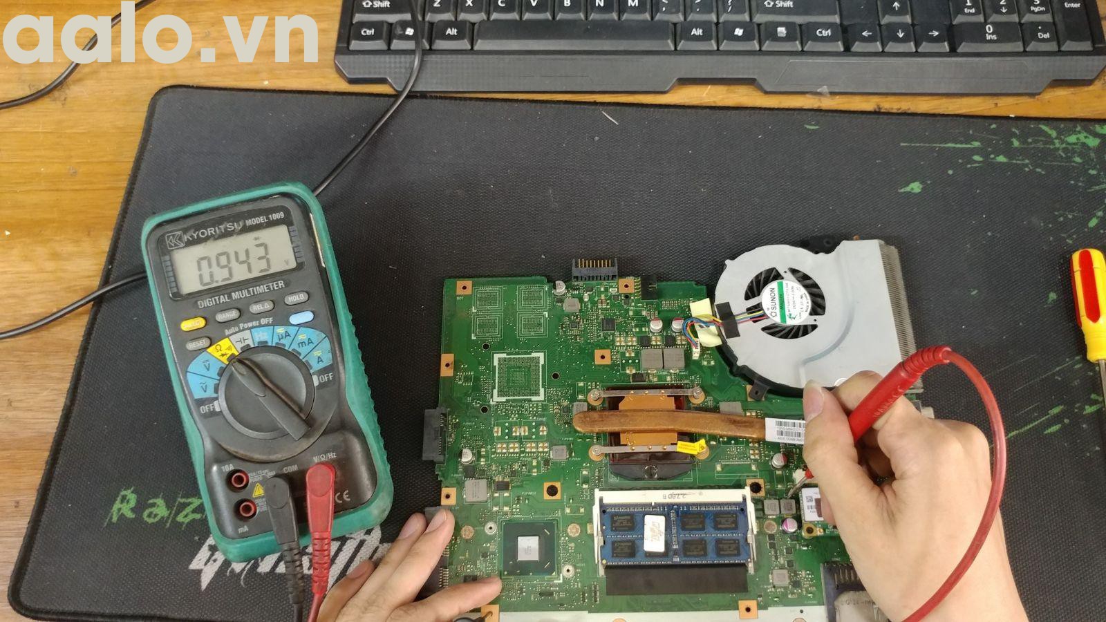 Sửa laptop dell vostro V131 máy bị treo-aalo.vn