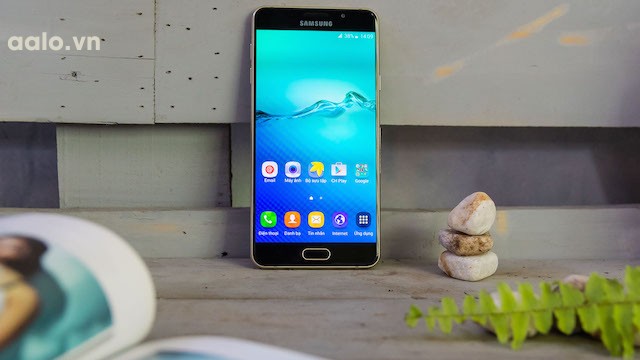 Điện thoại Samsung Galaxy A7 (2016)