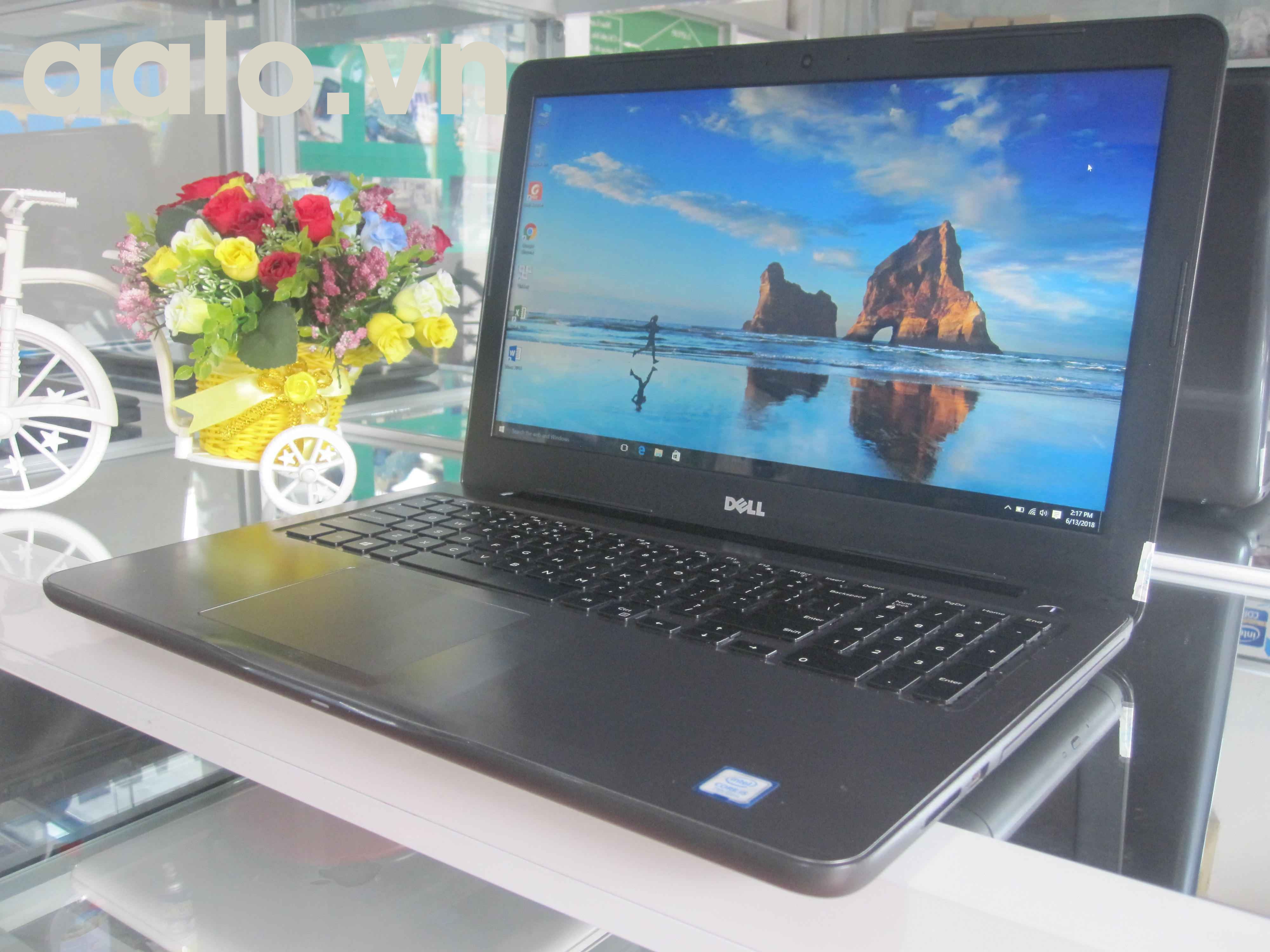Laptop Dell 5567Chíp core i5 7200U RAM 4GB Ổ 500G AMD Radeon R7 M260